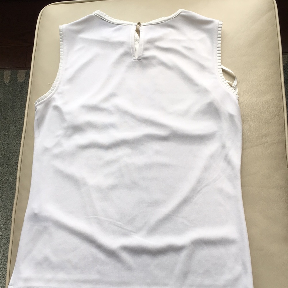 Elegant Karl lagerfeld sleeveless top - Picture 10 of 11